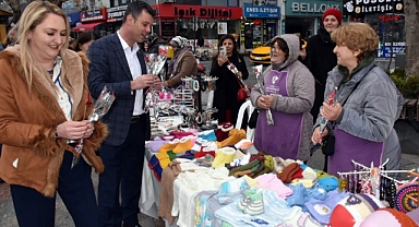 Çorlu'da Sevgililer Günü Coşkuyla Kutlandı