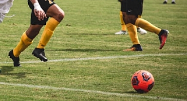 Kaynarca Gençlikspor'dan Rakiplerine Göz Dağı