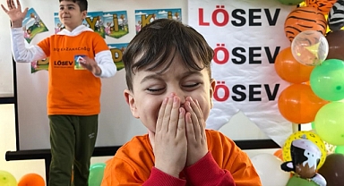 LÖSEMİLİ ÇOCUKLAR İSTANBUL’DA DOĞUM GÜNLERİNİ KUTLADI!