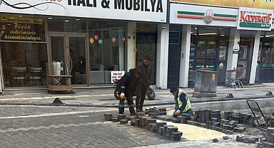 Lüleburgaz'da Emrullah Efendi Caddesi'nde Yol Yapım Çalışmaları Başladı