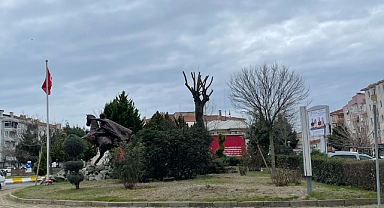 Lüleburgaz güne yağmurla başladı