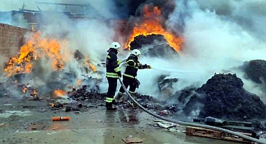Tekirdağ'da geri dönüşüm tesisinde yangın