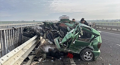 Tekirdağ'da otomobil bariyerlere çarptı: 1 ölü