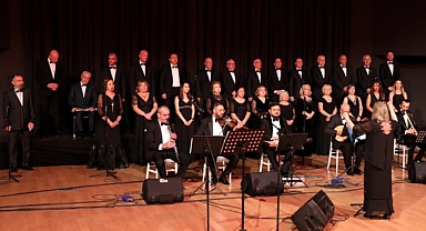 Türk Müziği Korosundan 100. Yıl Konseri