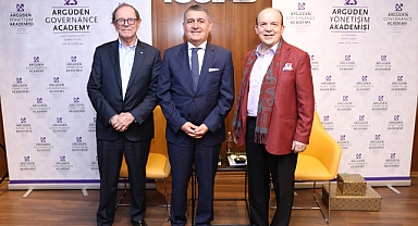 YÖNETİM KURULLARI İÇİN YAPAY ZEKÂ