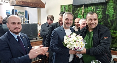 Lüleburgaz Ak Parti İlçe Teşkilatı’ndan Karadenizliler Derneği’ne Anlamlı Ziyaret