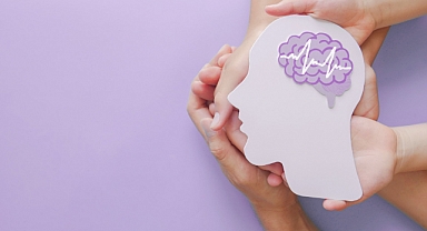 Beyin ve Sinir Cerrahisi Uzmanı Doç. Dr. Zırh'tan Neuralink çipi değerlendirmesi