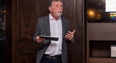 Geleceğin Paradigması: Kırılım ve Sürdürülebilirlik Manifestosu 