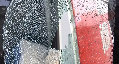 İstanbul- Arnavutköy'de Yeniden Refah Partisi'nin seçim aracına ateş açıldı