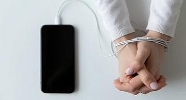 Nomofobi: Akıllı Telefon Korkusunun Artışı ve Etkileri