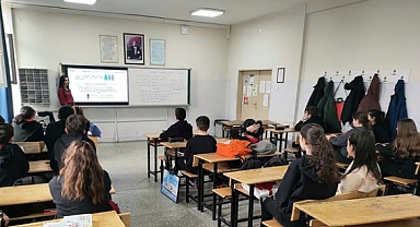 Kırklareli’de Dünya Obezite Günü Etkinliği: Sağlıklı Beslenme ve Fiziksel Aktivitenin Önemi Vurgulandı