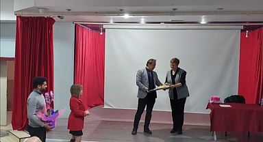 PROF. DR. IŞIK GÖRKER, ÖZEL GEREKSİNİMLİ BİREYLERİN EBEVEYNLERİ VE ÖĞRETMENLERİNE EĞİTİM VERDİ