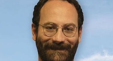 TKP adayı Ali Ufuk Arikan'dan Turgut Altınok'a tepki: 'Belediye emekçileri köleniz değil!' 