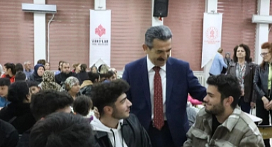 Kırklareli Valisi Birol Ekici, Ramazan İftar Programında Vatandaşlarla Buluştu