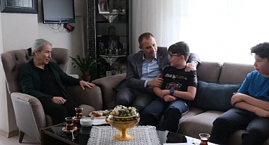 Kırklareli Belediye Başkanı Derya Bulut, Şehitler Haftası'nda Şehit Ailesini Ziyaret Etti