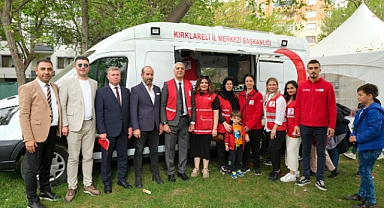 Kırklareli Belediye Başkan Yardımcısı Kürşat Yamaner'den Türk Kızılay'a Destek Ziyareti