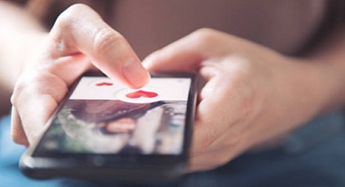 Çevrimiçi Flört Uygulamalarına Dikkat!