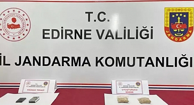 Edirne'de araçta eroin ele geçirildi; 2 gözaltı