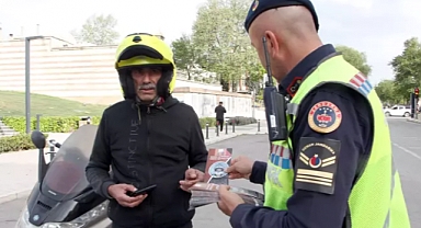 Edirne'de trafik ve jandarma ekiplerinden sürücülere 'kask farkındalığı' denetimi