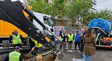 Lüleburgaz'da Su Hattı Onarım Çalışmaları Devam Ediyor