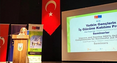 Lüleburgaz’da Gençler İçin Finansal ve Dijital Seminerler Büyük İlgi Gördü