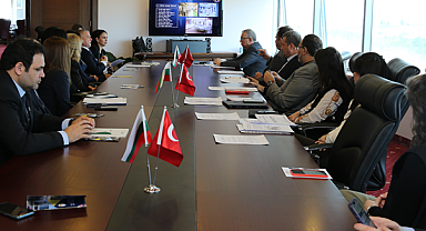 PROF. DR. ASEN ZLATAROV ÜNİVERSİTESİ HEYETİNDEN TRAKYA ÜNİVERSİTESİNE ANLAMLI ZİYARET