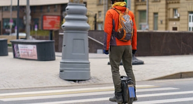 Rüyada Tek Tekerlekli Bisiklet Sürmek: Denge ve Kararlılığın Sembolü