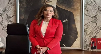 Tekirdağ'ın ilk kadın belediye başkanı Yüceer, mazbatasını aldı