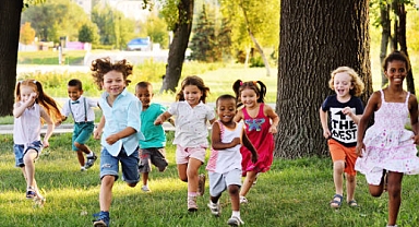 Türkiye'nin Çocuk Nüfusu Düşüşte: 2023 Verileri Açıklandı