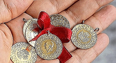 Bir Çeyrek Altın 4 bin 200 TL