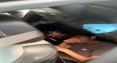 Cipin koltuğunun altında 2 kaçak göçmen yakalandı; nefes alabilmeleri için hortum sistemi kurulmuş