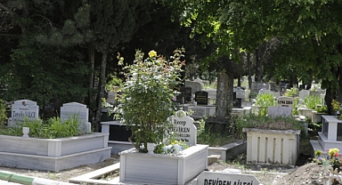 Cuma Günleri Şehir Mezarlığında Kuran'ı Kerim Tilaveti