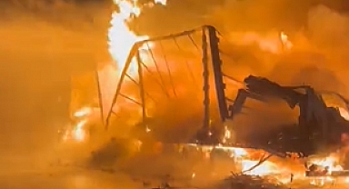 E-80 Avrupa Otoyolu'nda Tır Yangını Paniğe Yol Açtı