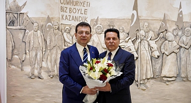 KARABAT VE İMAMOĞLU'NDAN PROF. ÖZER'E TEBRİK ZİYARETİ