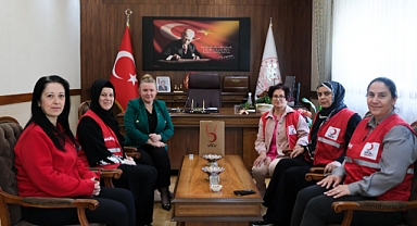 Kızılay Kadın Teşkilatı'ndan Özefsun'a Ziyaret