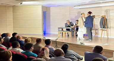 Lüleburgaz Devlet Hastanesi'nde 'Rol Kapanı' oyunu sahnelendi