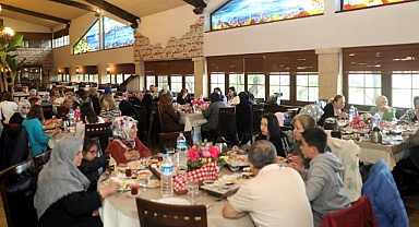 Şehit ve Gazi Annelerine Kahvaltı Programı Düzenlendi