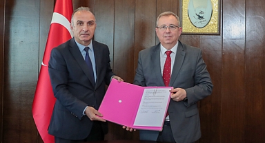 Trakya Üniversitesi ve Edirne Gençlik İş Birliği Protokolü İmzaladı