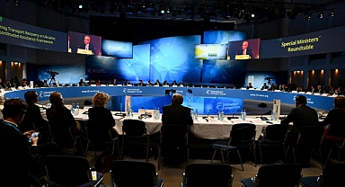 TÜRKİYE UKRAYNA’NIN YENİDEN İNŞASI İÇİN MASADA