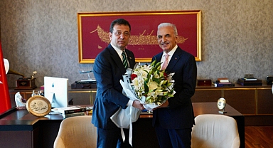 ÜMRANİYE BELEDİYE BAŞKANI İSMET YILDIRIM'I MAKAMINDA TEBRİK ETTİ