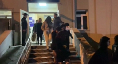 Yasa Dışı Çalışan 24 Kadın Yakalandı