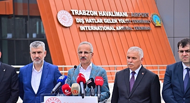 BAKAN URALOĞLU, TRABZON'DA; HAVALİMANI, GÜNEY ÇEVRE YOLU, KENTİÇİ RAYLI SİSTEM PROJESİ VE ŞEHİR HASTANESİYLE İLGİLİ KONUŞTU