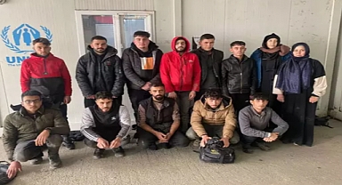 Edirne’de 19 kaçak göçmen ile 1 organizatör yakalandı