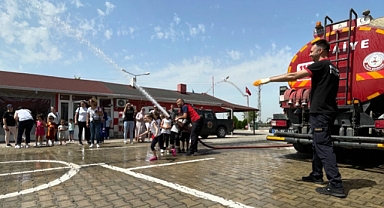 Anasınıfı Öğrencilerinden İtfaiye İstasyonu Ziyareti