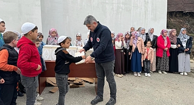 TDV kurban yardımlarıyla birlikte ihtiyaç sahiplerine Kur'an-ı Kerim de ulaştıracak