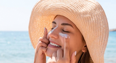 Yaz Aylarında Güneş Kremi Kullanmanın Faydaları