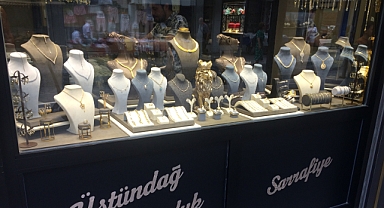 Altın Fiyatları Güncellendi: Gram Altın ve Diğer Altın Çeşitlerinde Son Durum