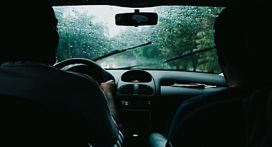 ARAÇ SİLECEKLERİNİN BAKIMI HAYATİ ÖNEM TAŞIYOR