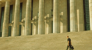 BAŞARIYA GİDEN YOL: İYİ BİR ÜNİVERSİTEDE OKUMANIN SIRLARI