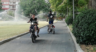 BİSİKLET KEYFİ YAPTILAR, SERİNLEDİLER!